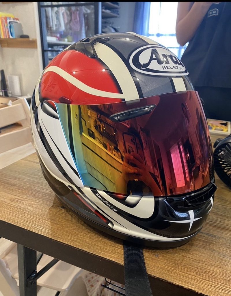 アライ ヘルメット